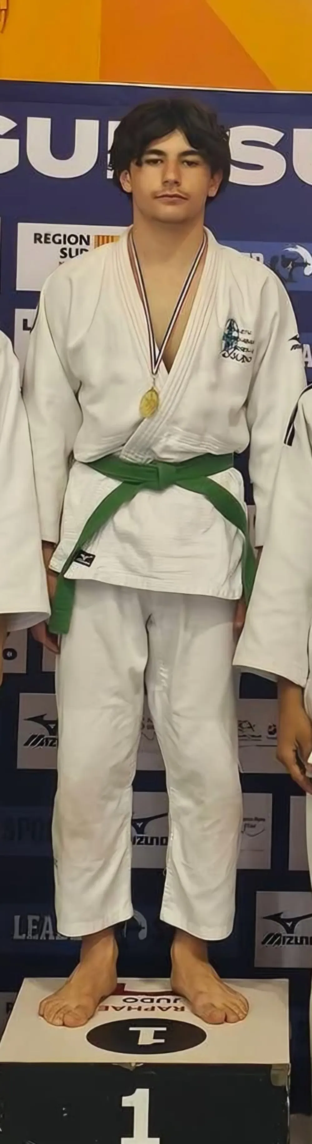 Alex Delouche — Champion de France Minimes Bouches-du-Rhône, ceinture verte, kimono brodé AGMJ